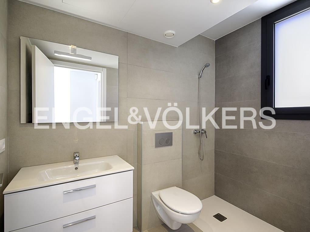 4 soverom Rekkehus til salgs i Empuriabrava med svømmebasseng garasje - € 649 000 (Ref: 9005809)