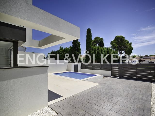4 Zimmer Reihenhaus zu verkaufen in Empuriabrava, Castelló d'Empúries mit Pool Garage - 635.000 € (Ref: 9005809)