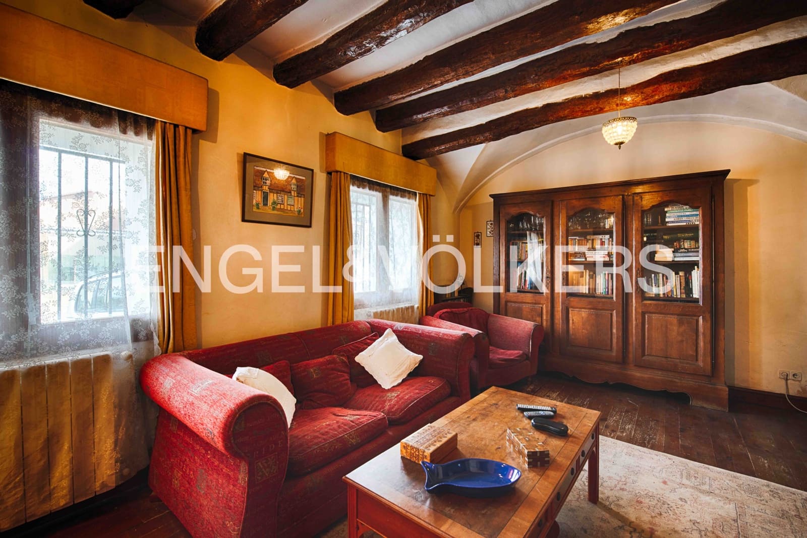 4 soveværelse Byhus til salg i Vilajuiga med swimmingpool - € 355.000 (Ref: 9013501)