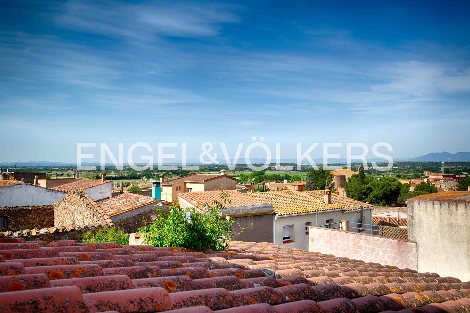 4 soveværelse Byhus til salg i Vilajuiga med swimmingpool - € 355.000 (Ref: 9013501)