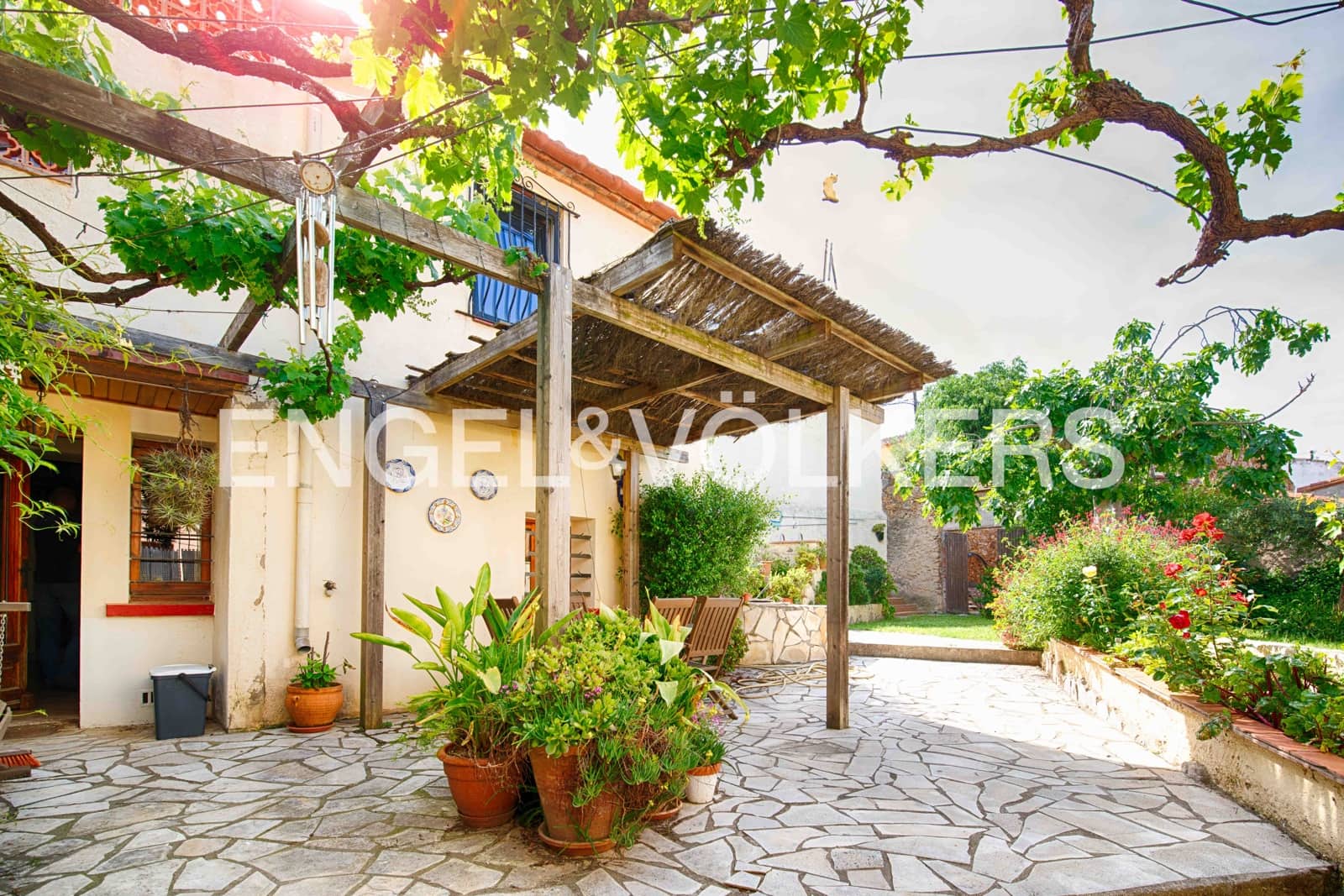 4 soveværelse Byhus til salg i Vilajuiga med swimmingpool - € 355.000 (Ref: 9013501)