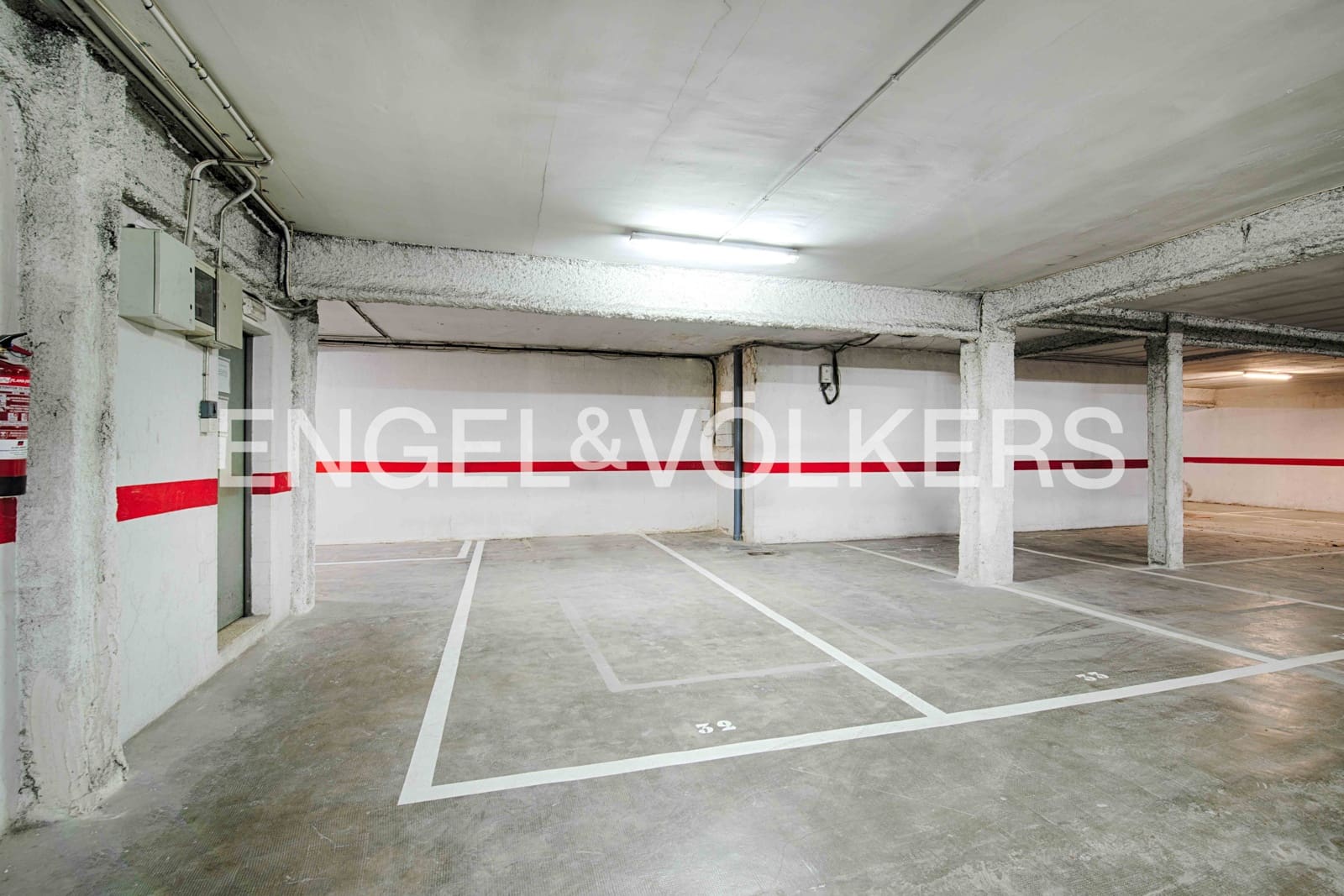 Garage til salg i Figueres - € 5.700 (Ref: 9023307)