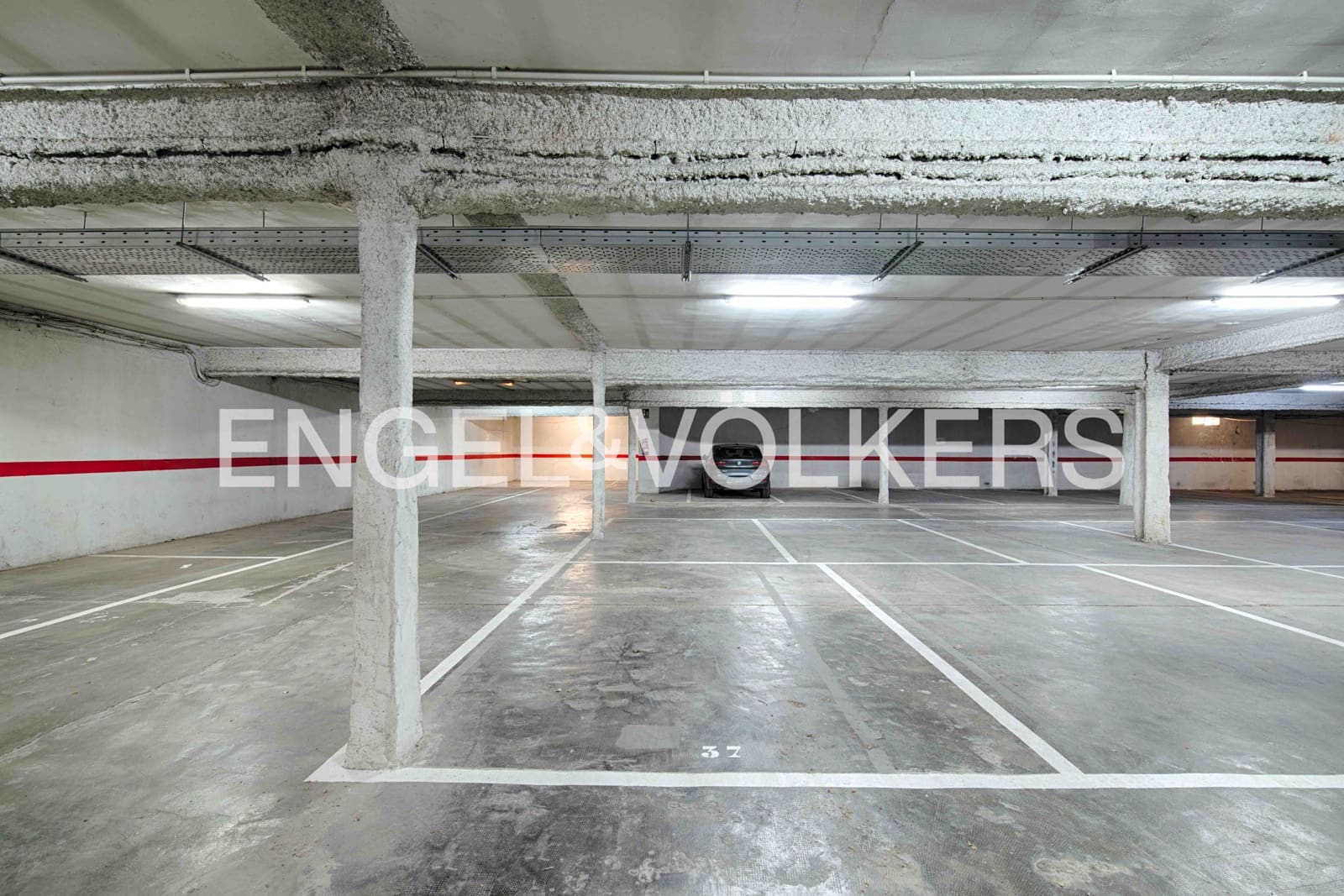 Garage til salg i Figueres - € 13.300 (Ref: 9023309)