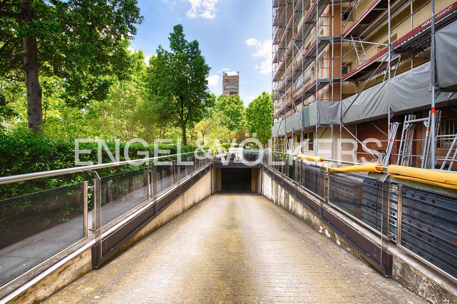 Garage til salg i Figueres - € 17.700 (Ref: 9023310)