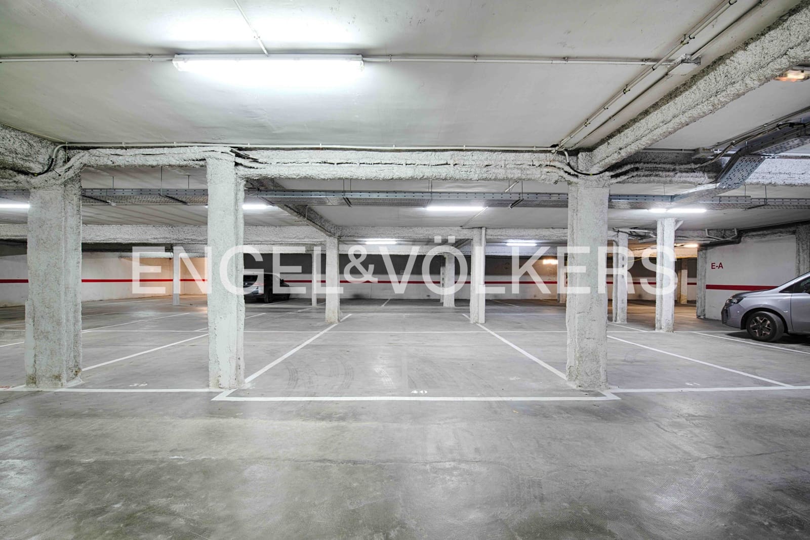 Garage til salg i Figueres - € 20.000 (Ref: 9023312)