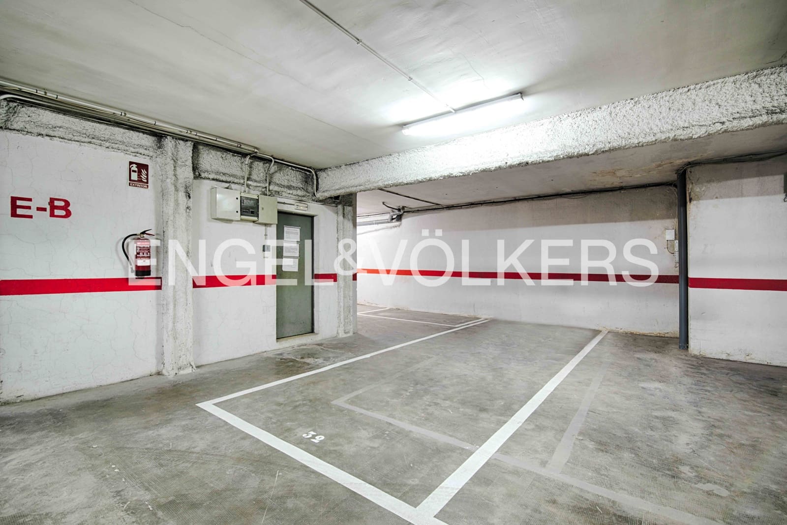 Garage til salg i Figueres - € 20.000 (Ref: 9023312)