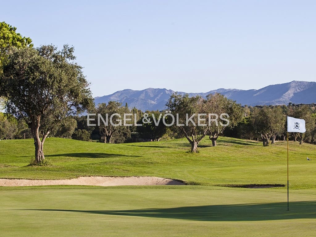 Grunde uden byggetilladelser til salg i Peralada - € 523.770 (Ref: 9033607)