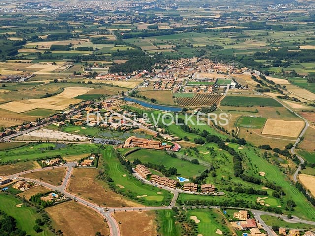 Mark till salu i Peralada - 400 000 € (Ref: 9033608)