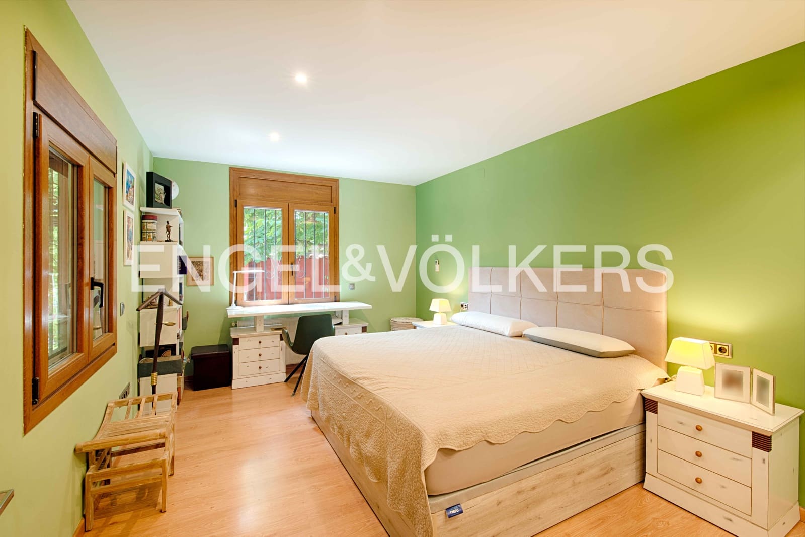 6 soverom Villa til salgs i Empuriabrava med svømmebasseng garasje - € 999 000 (Ref: 9041034)