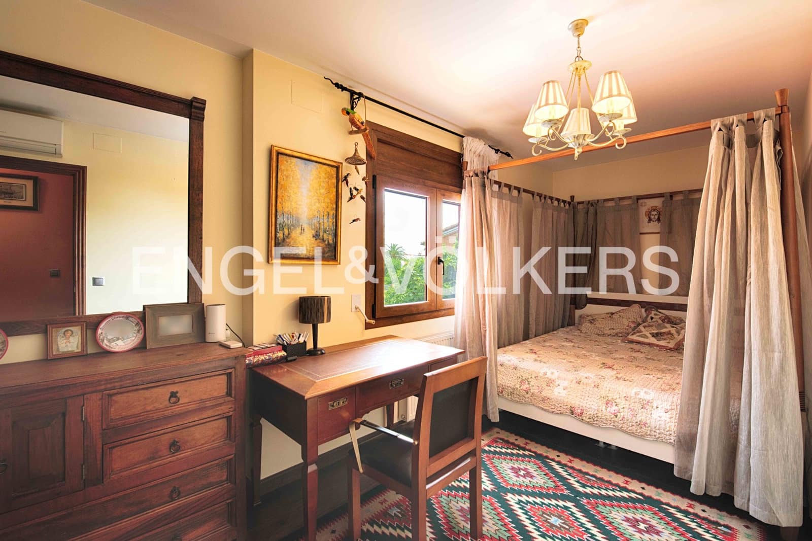 6 soverom Villa til salgs i Empuriabrava med svømmebasseng garasje - € 950 000 (Ref: 9041034)