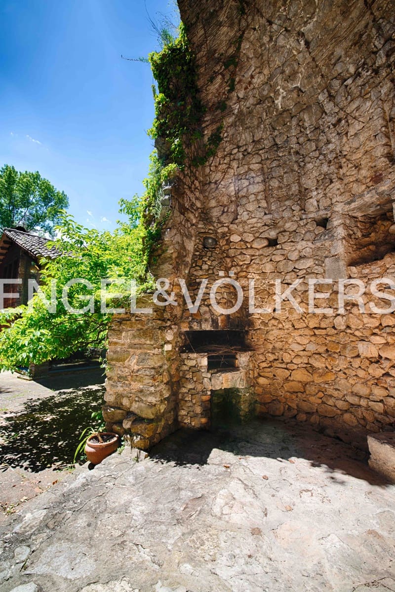 6 soveværelse Villa til salg i Sant Llorenc de la Muga med swimmingpool garage - € 990.000 (Ref: 9041242)