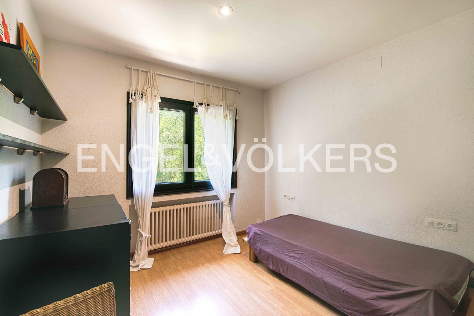 6 soveværelse Villa til salg i Sant Llorenc de la Muga med swimmingpool garage - € 990.000 (Ref: 9041242)