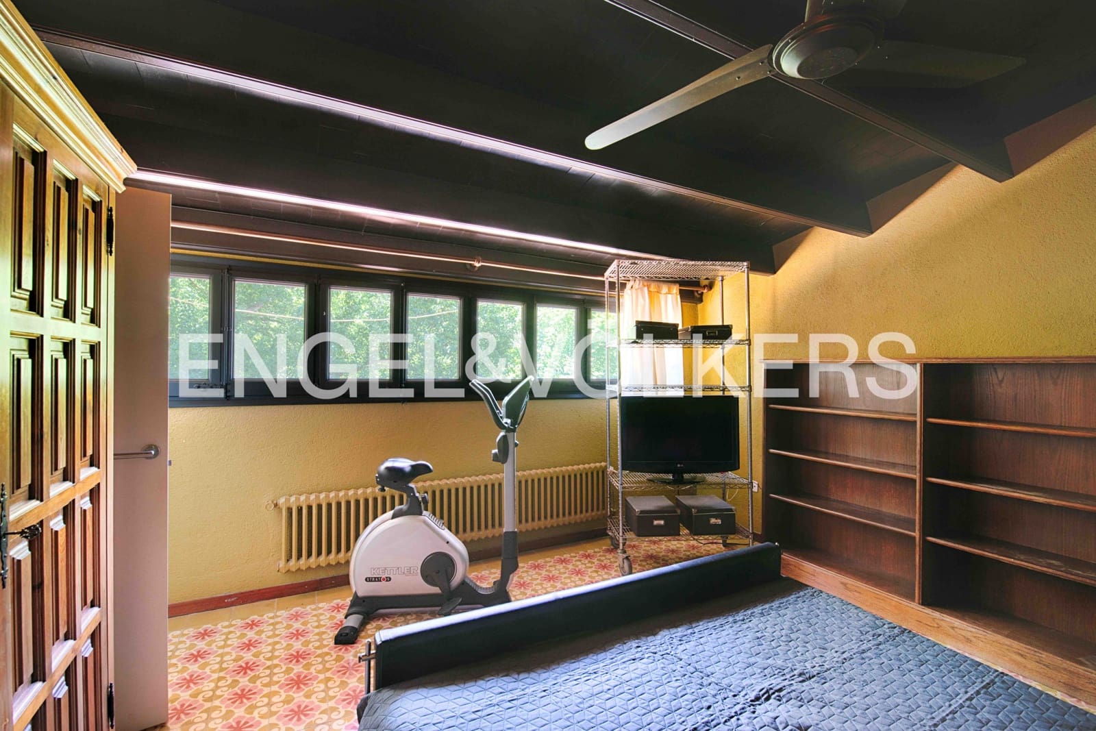 6 soveværelse Villa til salg i Sant Llorenc de la Muga med swimmingpool garage - € 990.000 (Ref: 9041242)