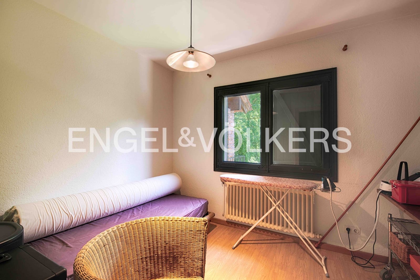 6 soveværelse Villa til salg i Sant Llorenc de la Muga med swimmingpool garage - € 990.000 (Ref: 9041242)