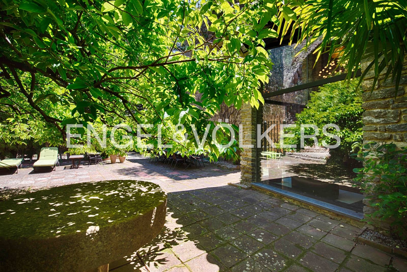 6 soveværelse Villa til salg i Sant Llorenc de la Muga med swimmingpool garage - € 990.000 (Ref: 9041242)