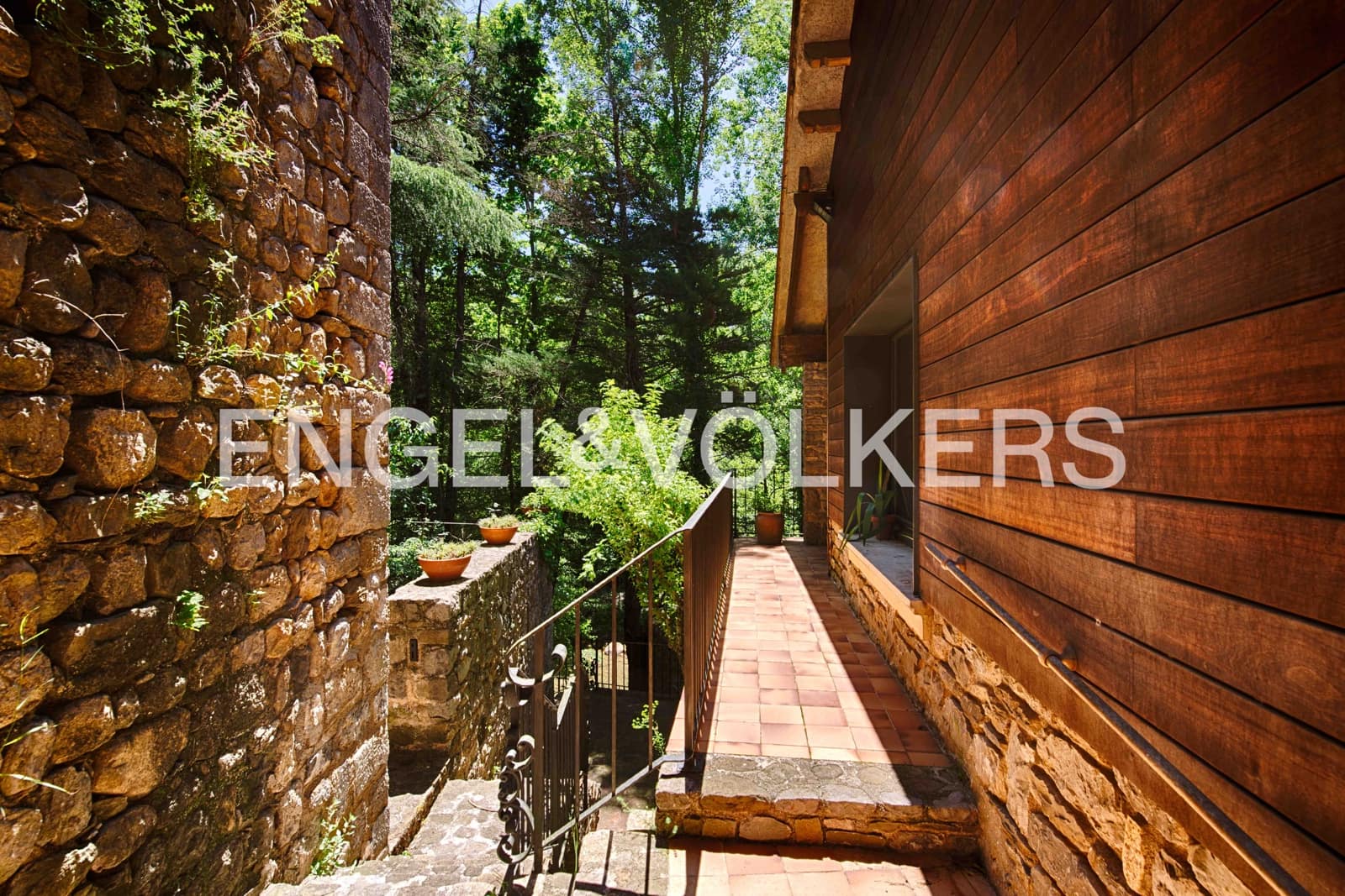 6 soveværelse Villa til salg i Sant Llorenc de la Muga med swimmingpool garage - € 990.000 (Ref: 9041242)