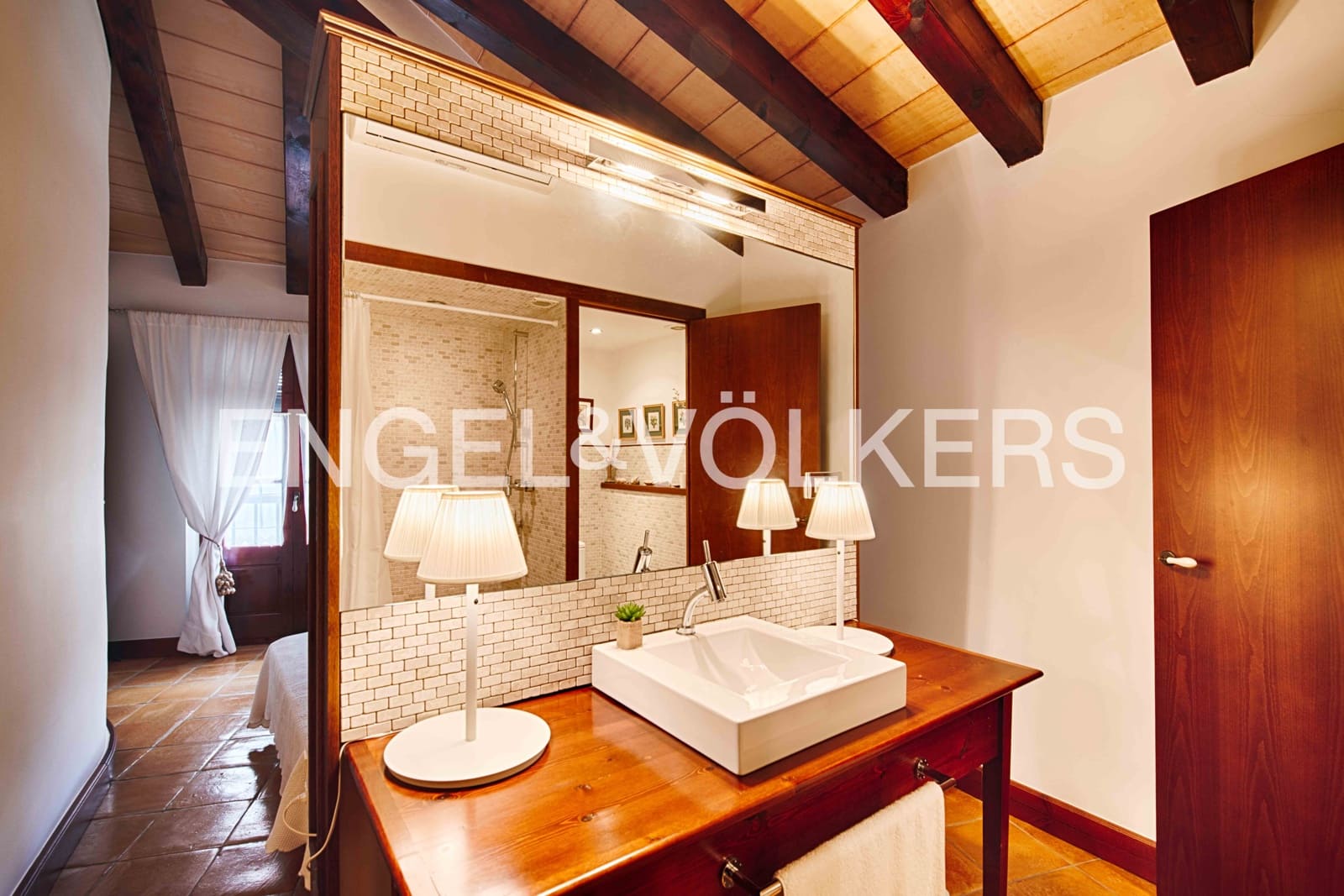 5 soveværelse Byhus til salg i Castello d'Empuries med garage - € 399.000 (Ref: 9057104)