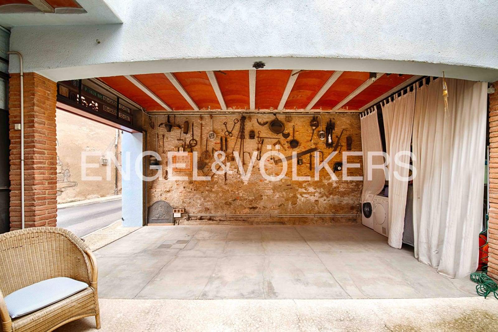 5 soveværelse Byhus til salg i Castello d'Empuries med garage - € 399.000 (Ref: 9057104)