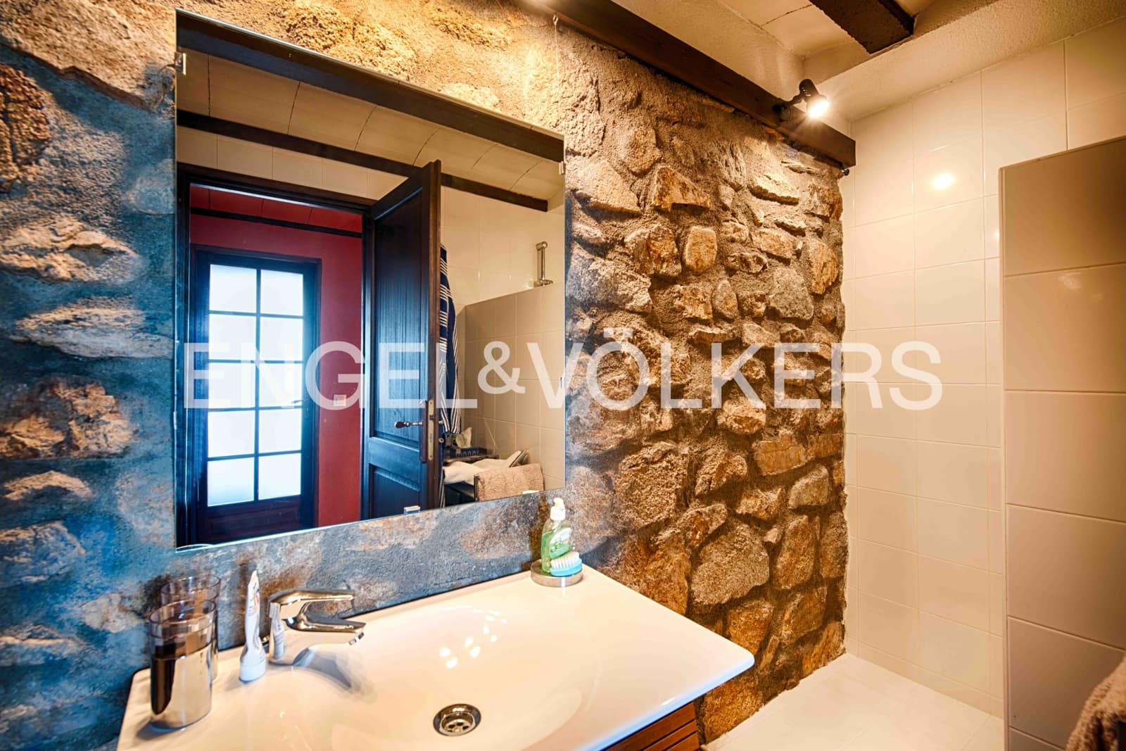 3 soveværelse Villa til salg i Cantallops med swimmingpool garage - € 980.000 (Ref: 9058134)