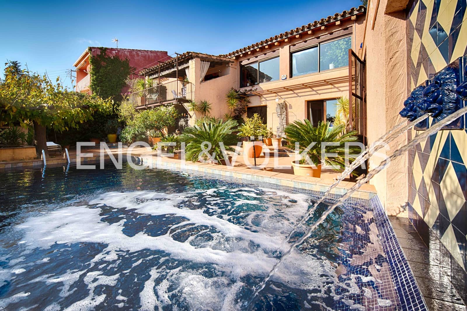 3 soveværelse Villa til salg i Cantallops med swimmingpool garage - € 980.000 (Ref: 9058134)