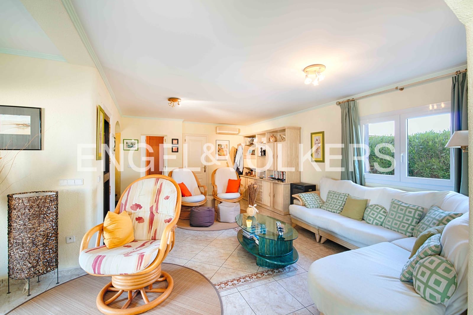 4 soverom Villa til salgs i Empuriabrava med svømmebasseng garasje - € 675 000 (Ref: 9074192)