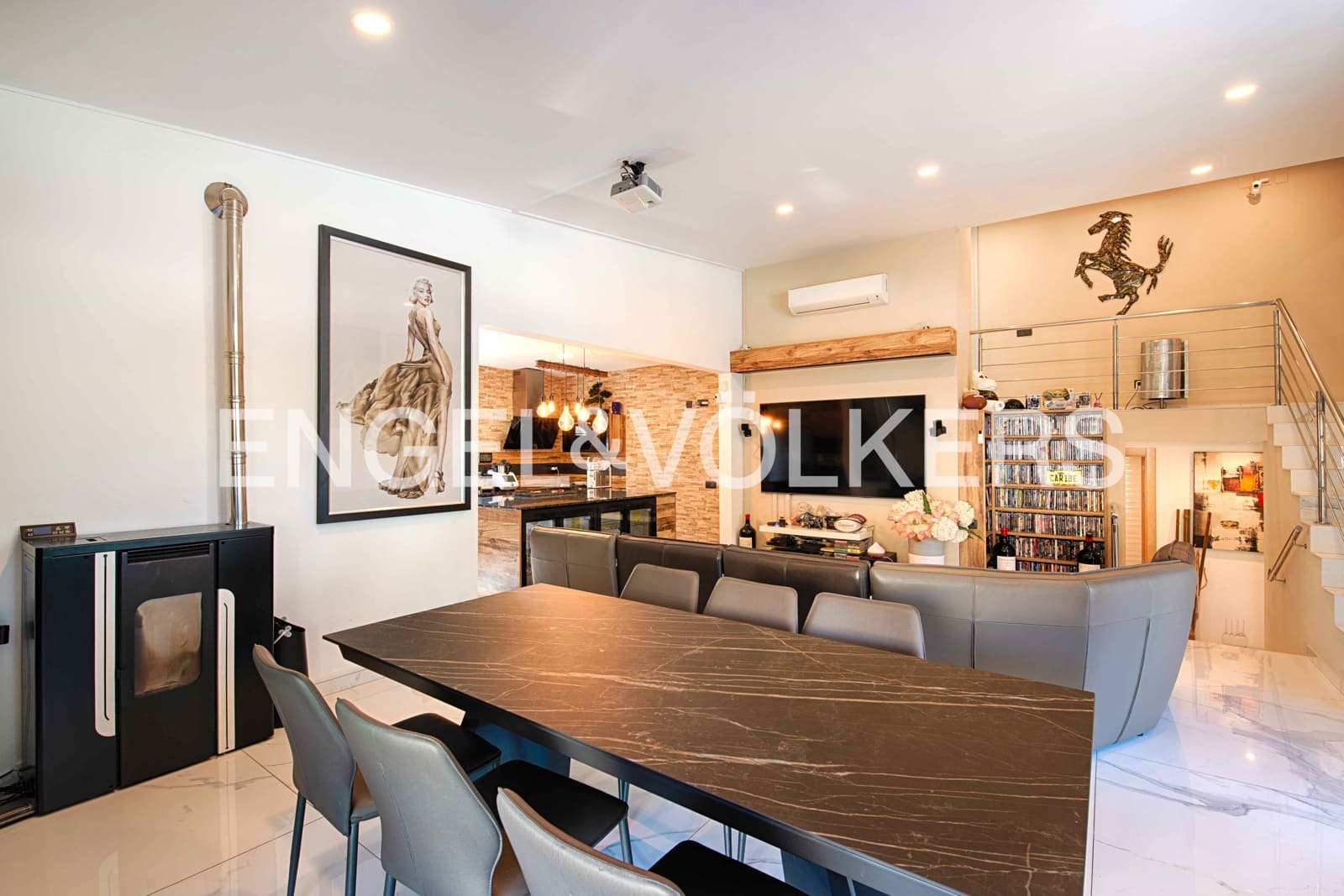 4 slaapkamer Villa te koop in Empuriabrava met zwembad garage - € 1.050.000 (Ref: 9074554)