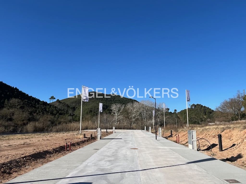 Grunde uden byggetilladelser til salg i Biure - € 150.000 (Ref: 9106983)