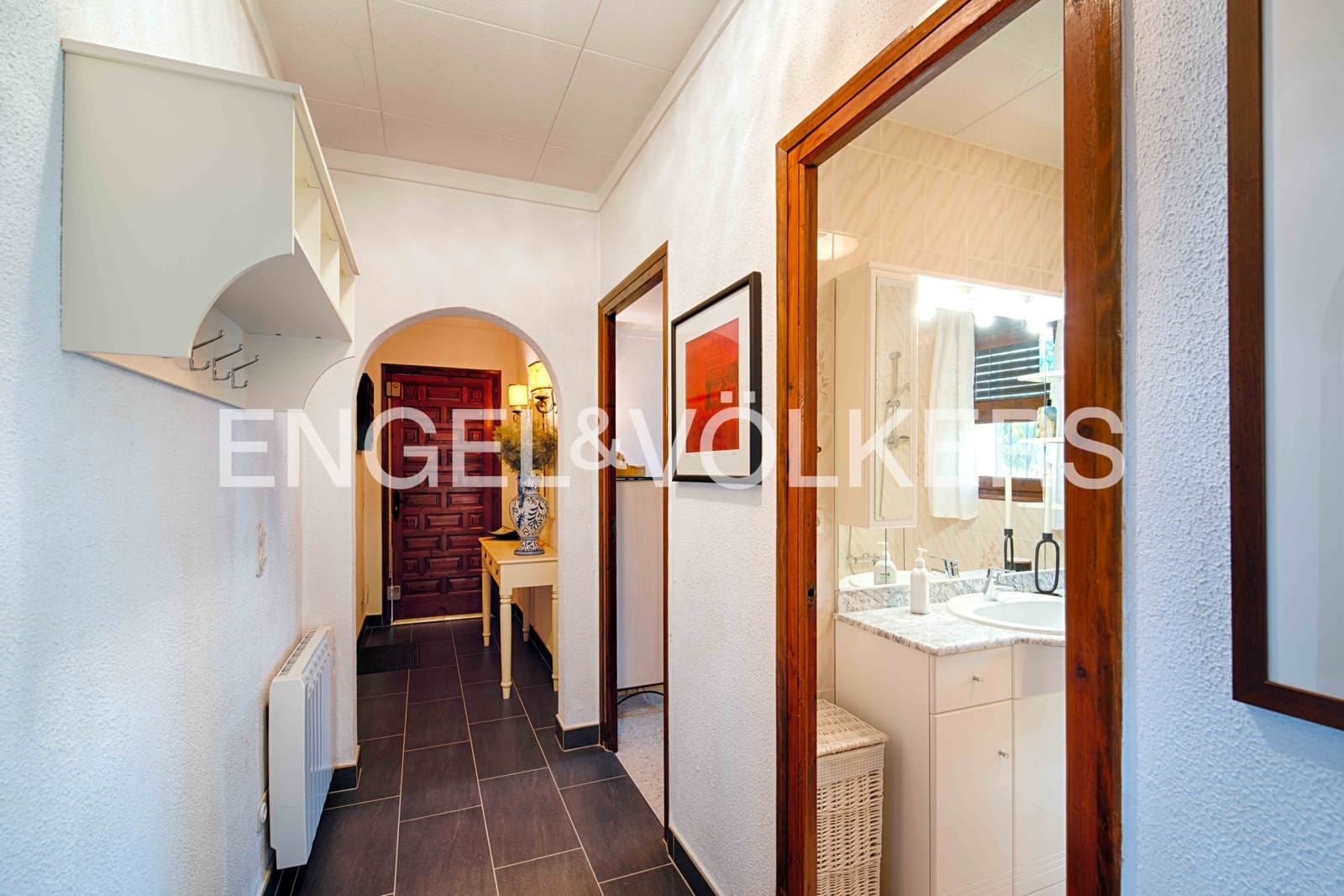 3 soveværelse Villa til salg i Empuriabrava med swimmingpool garage - € 1.950.000 (Ref: 9109410)