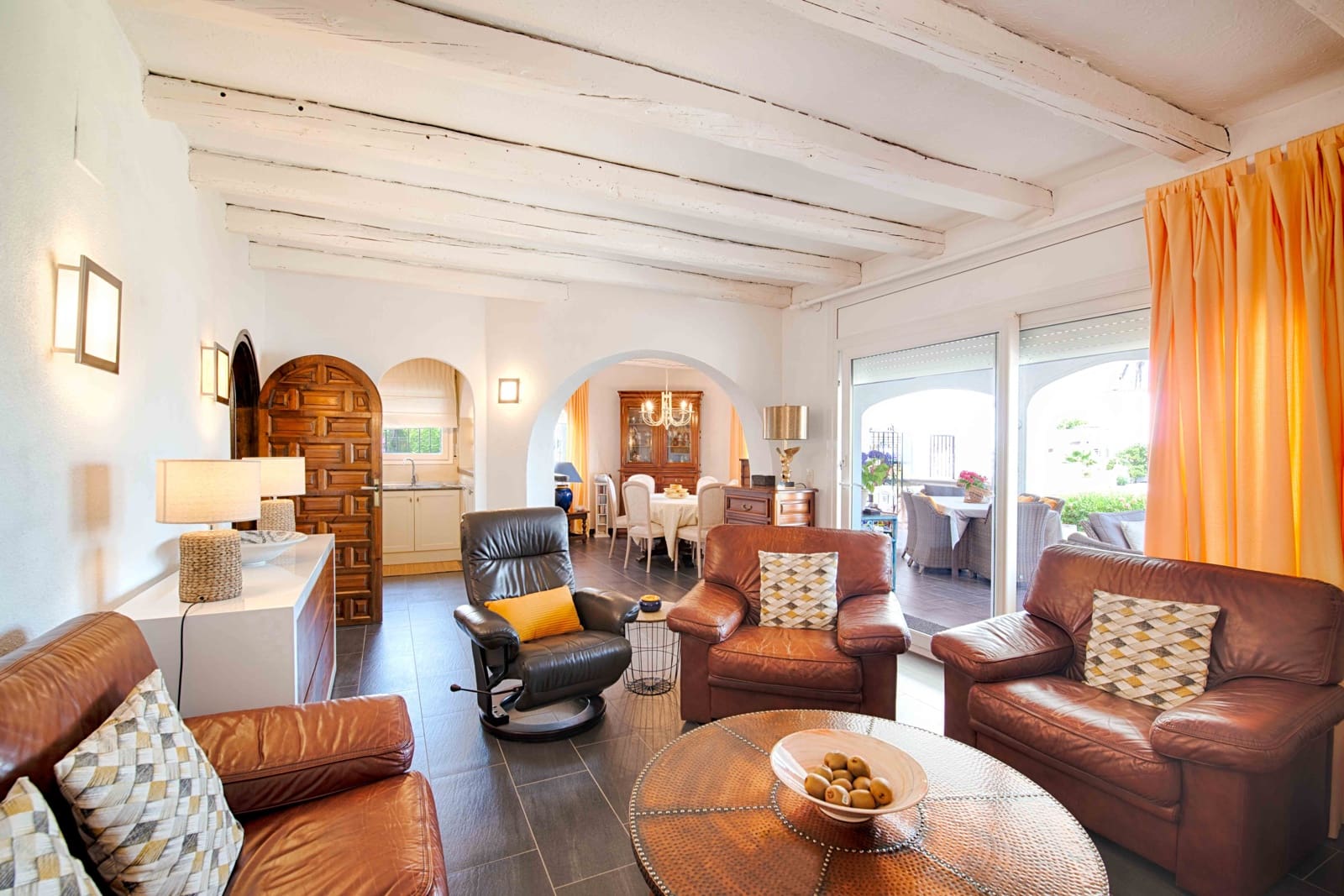 3 bedroom Villa for sale in Empuriabrava with pool garage - € 1,650,000 (Ref: 9109410)