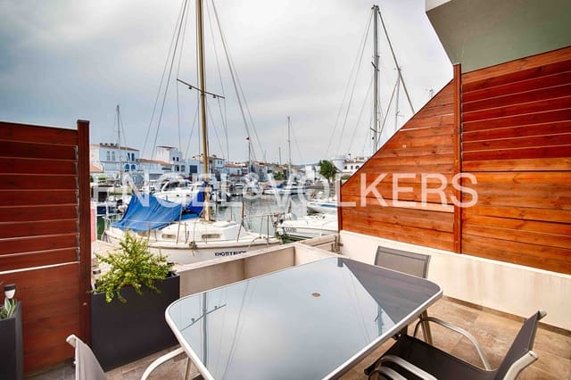 3 slaapkamer Huis te koop in Empuriabrava, Castelló d'Empúries met garage - € 475.000 (Ref: 9111048)