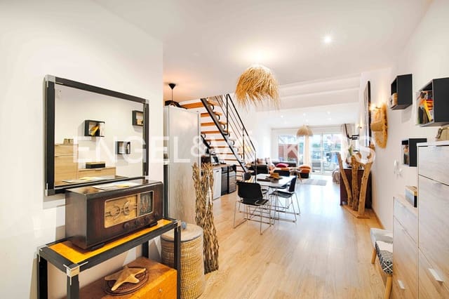 3 soverom Hus til salgs i Empuriabrava, Castelló d'Empúries med garasje - € 445 000 (Ref: 9111048)
