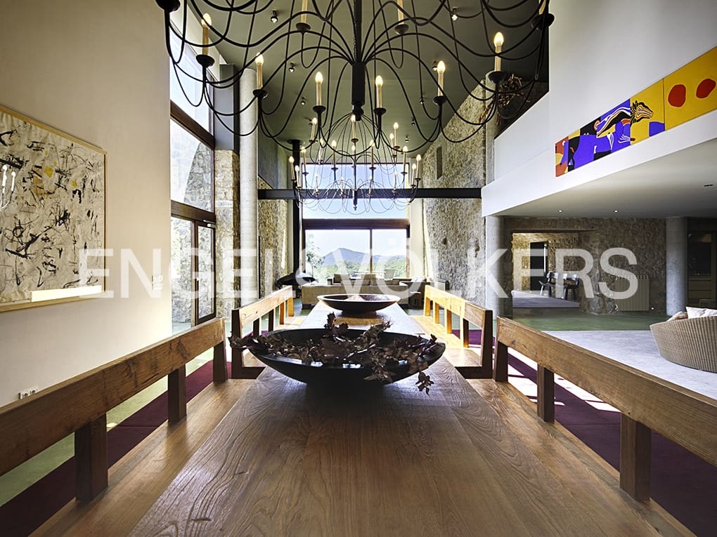 10 chambre Finca/Maison de Campagne à vendre à Macanet de Cabrenys avec garage - 2 700 000 € (Ref: 9113120)