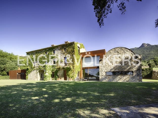 10 soverom Finca/Herregård til salgs i Maçanet de Cabrenys - € 2 700 000 (Ref: 9113120)