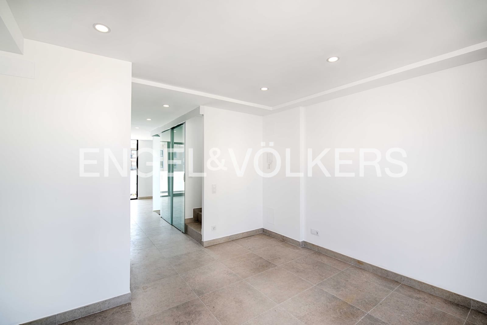 3 soveværelse Rækkehus til salg i Empuriabrava med garage - € 620.000 (Ref: 9123585)