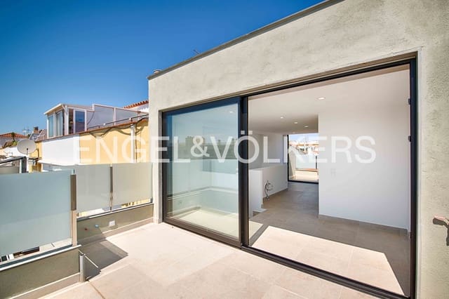 3 slaapkamer Rijtjeshuis te koop in Empuriabrava, Castelló d'Empúries met garage - € 620.000 (Ref: 9123585)