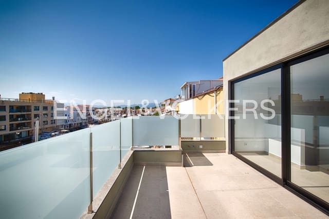 3 slaapkamer Rijtjeshuis te koop in Empuriabrava, Castelló d'Empúries met garage - € 585.000 (Ref: 9123585)