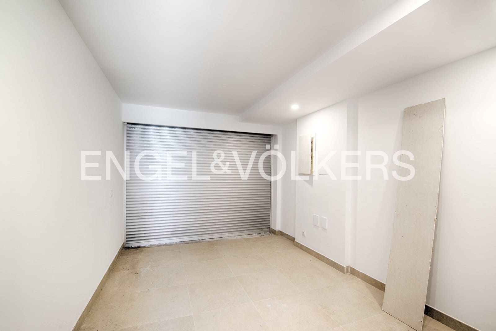 3 bedroom Terraced Villa for sale in Empuriabrava with garage - € 585,000 (Ref: 9123585)