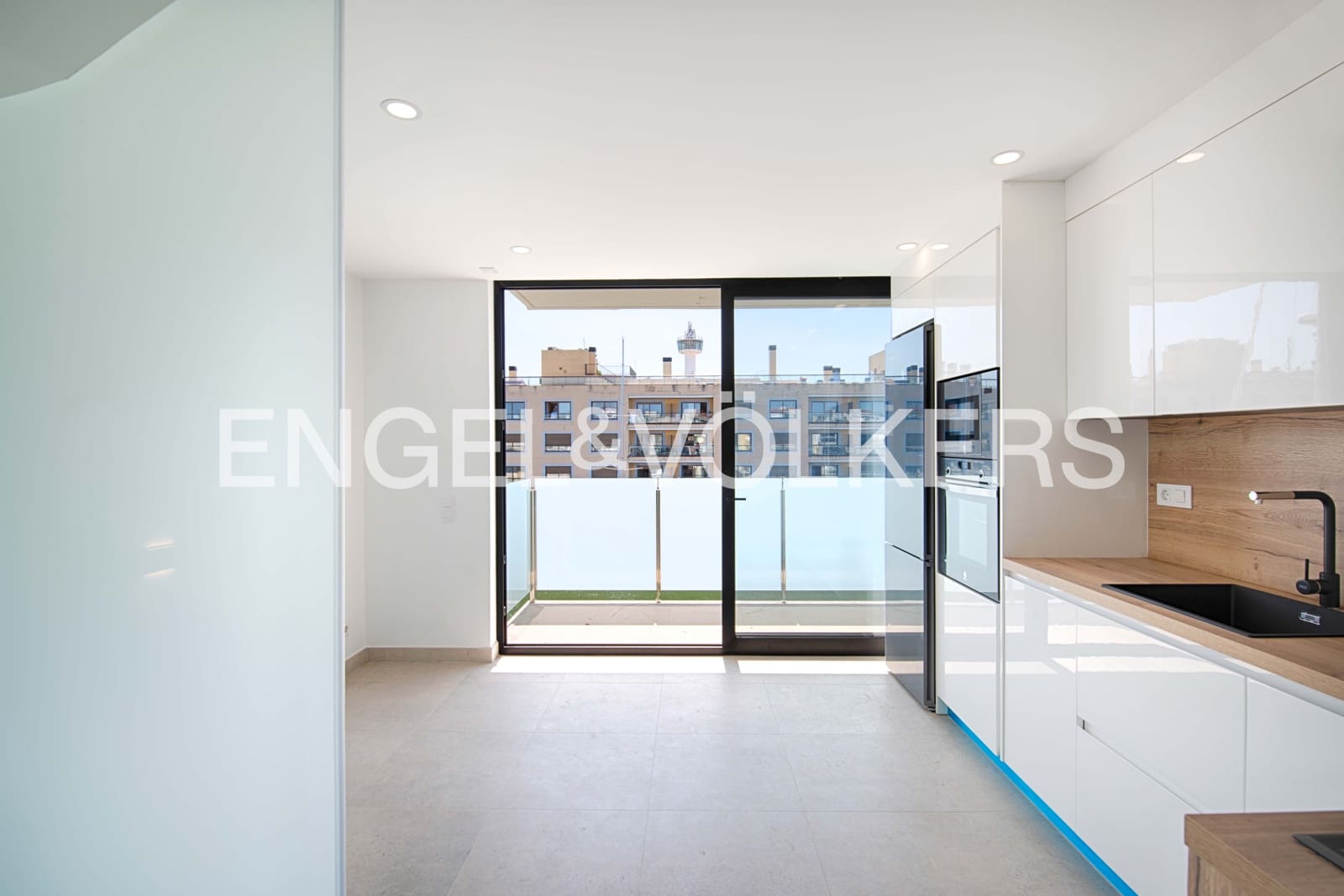 4 soveværelse Rækkehus til salg i Empuriabrava med garage - € 670.000 (Ref: 9123915)