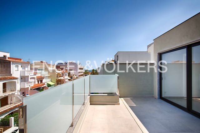 4 soverom Rekkehus til salgs i Empuriabrava, Castelló d'Empúries med garasje - € 670 000 (Ref: 9123915)