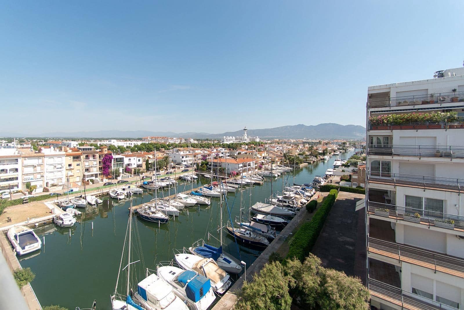 2 slaapkamer Appartement te koop in Empuriabrava - € 239.000 (Ref: 9127131)