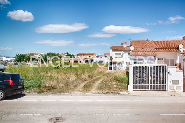 Appartement te koop in Empuriabrava, Castelló d'Empúries - € 119.500 (Ref: 9151177)