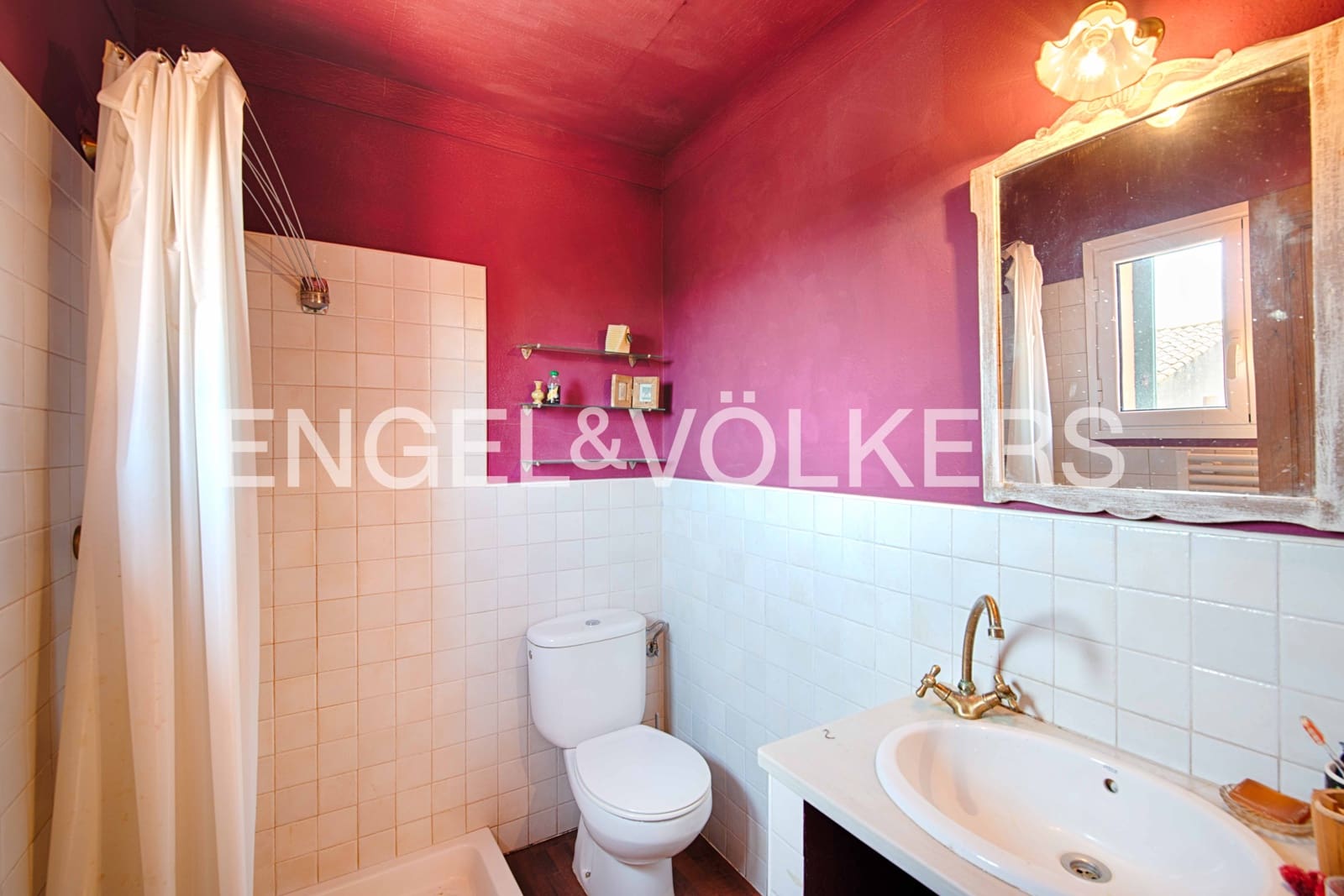 3 soveværelse Byhus til salg i Garriguella med garage - € 330.000 (Ref: 9153241)