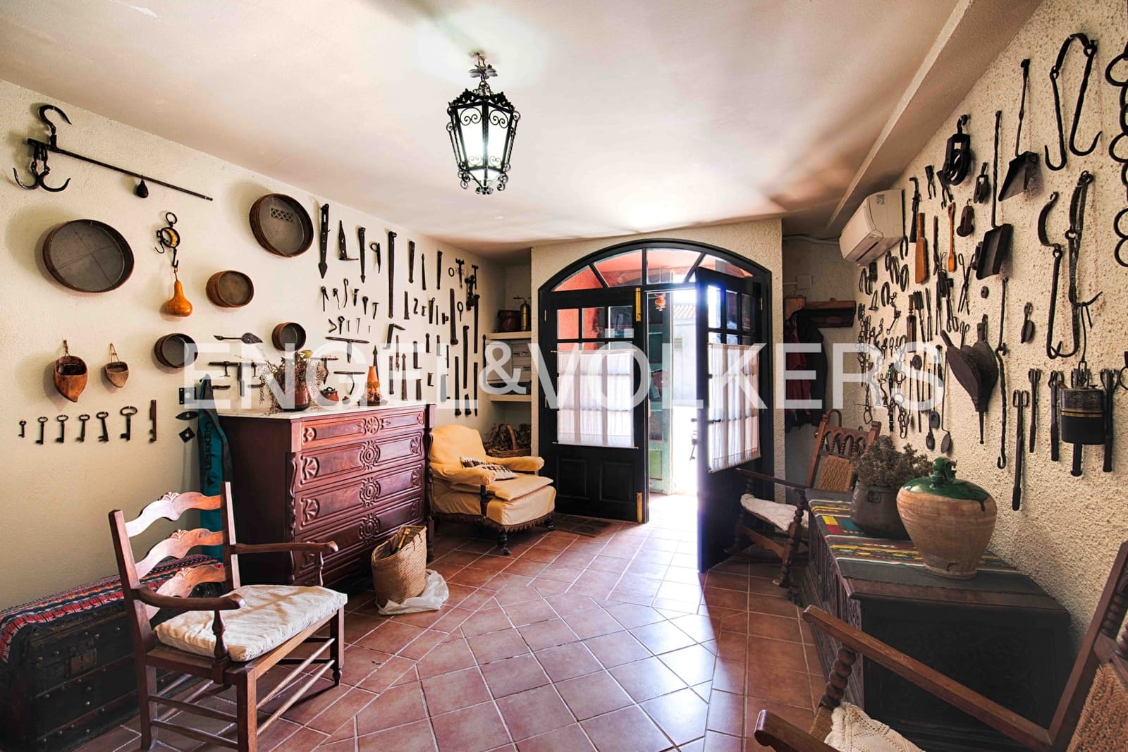 3 soveværelse Byhus til salg i Garriguella med garage - € 330.000 (Ref: 9153241)