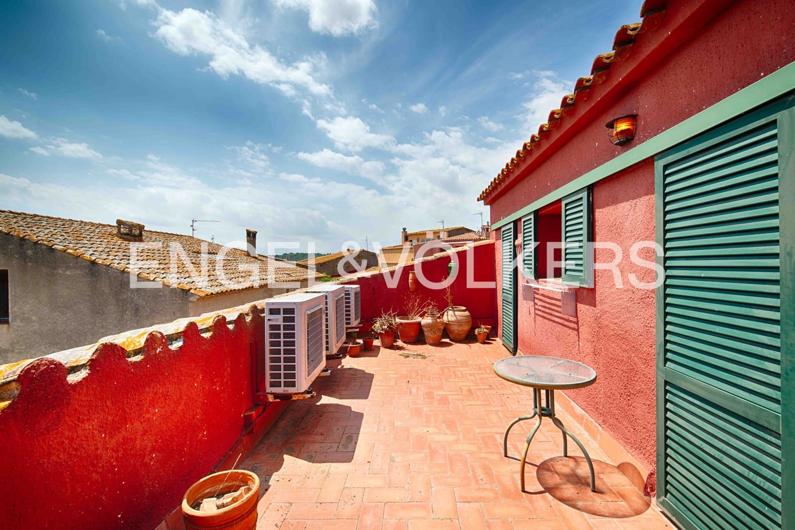 3 soveværelse Byhus til salg i Garriguella med garage - € 330.000 (Ref: 9153241)