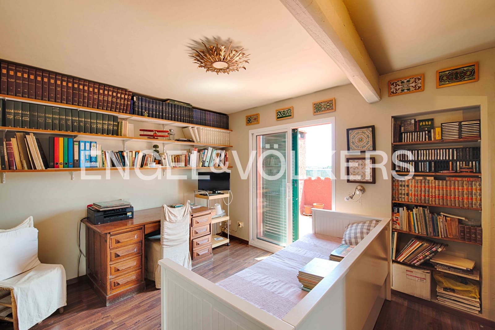 3 soveværelse Byhus til salg i Garriguella med garage - € 330.000 (Ref: 9153241)