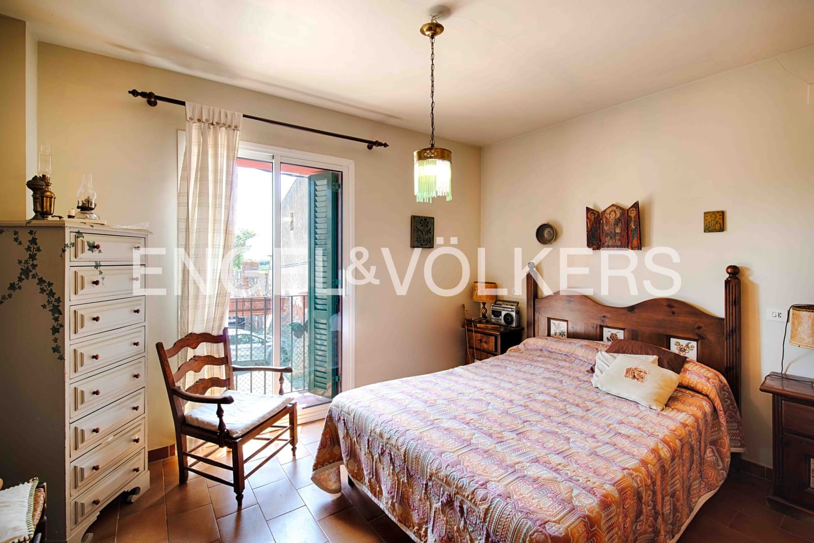 3 soveværelse Byhus til salg i Garriguella med garage - € 330.000 (Ref: 9153241)