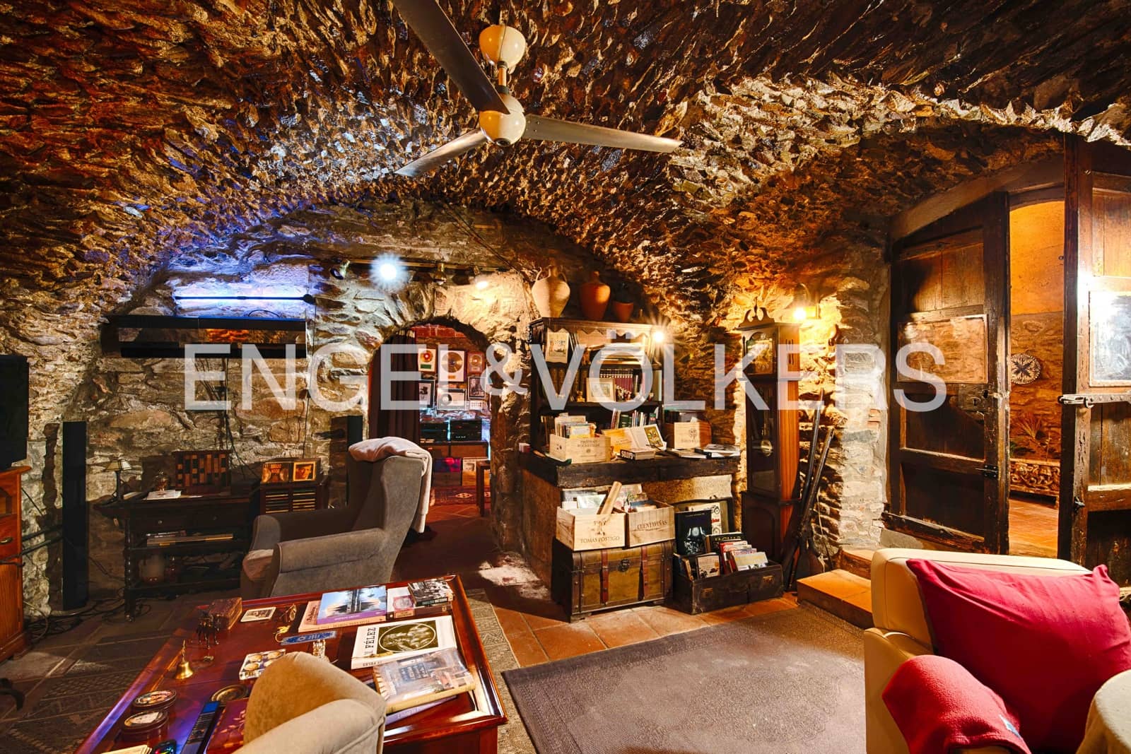 3 sypialnia Dom na sprzedaż w Garriguella - 450 000 € (Ref: 9153242)