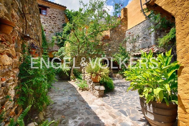 3 sypialnia Dom na sprzedaż w Garriguella - 450 000 € (Ref: 9153242)