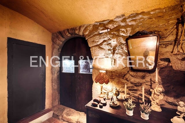 3 sypialnia Dom na sprzedaż w Garriguella - 450 000 € (Ref: 9153242)