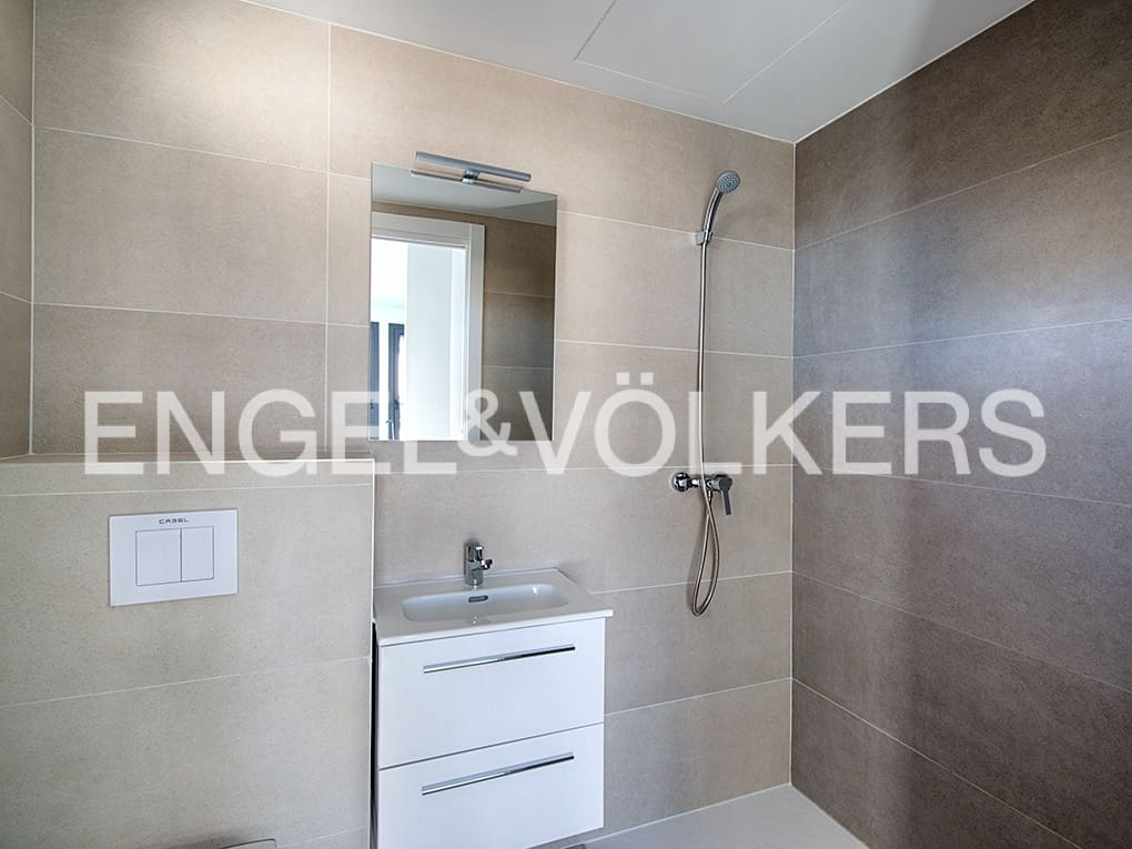 4 quarto Moradia em Banda para venda em Empuriabrava com piscina garagem - 739 000 € (Ref: 9162667)